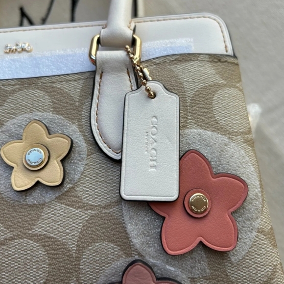 Coach NWT Signature Purse Bag + Crossby Strap Satchel Rare Floral Applique - Picture 13 of 15